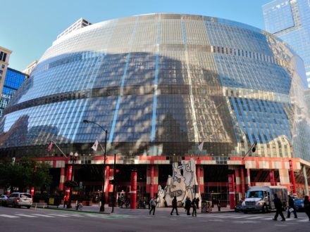 James R. Thompson Center Exterior